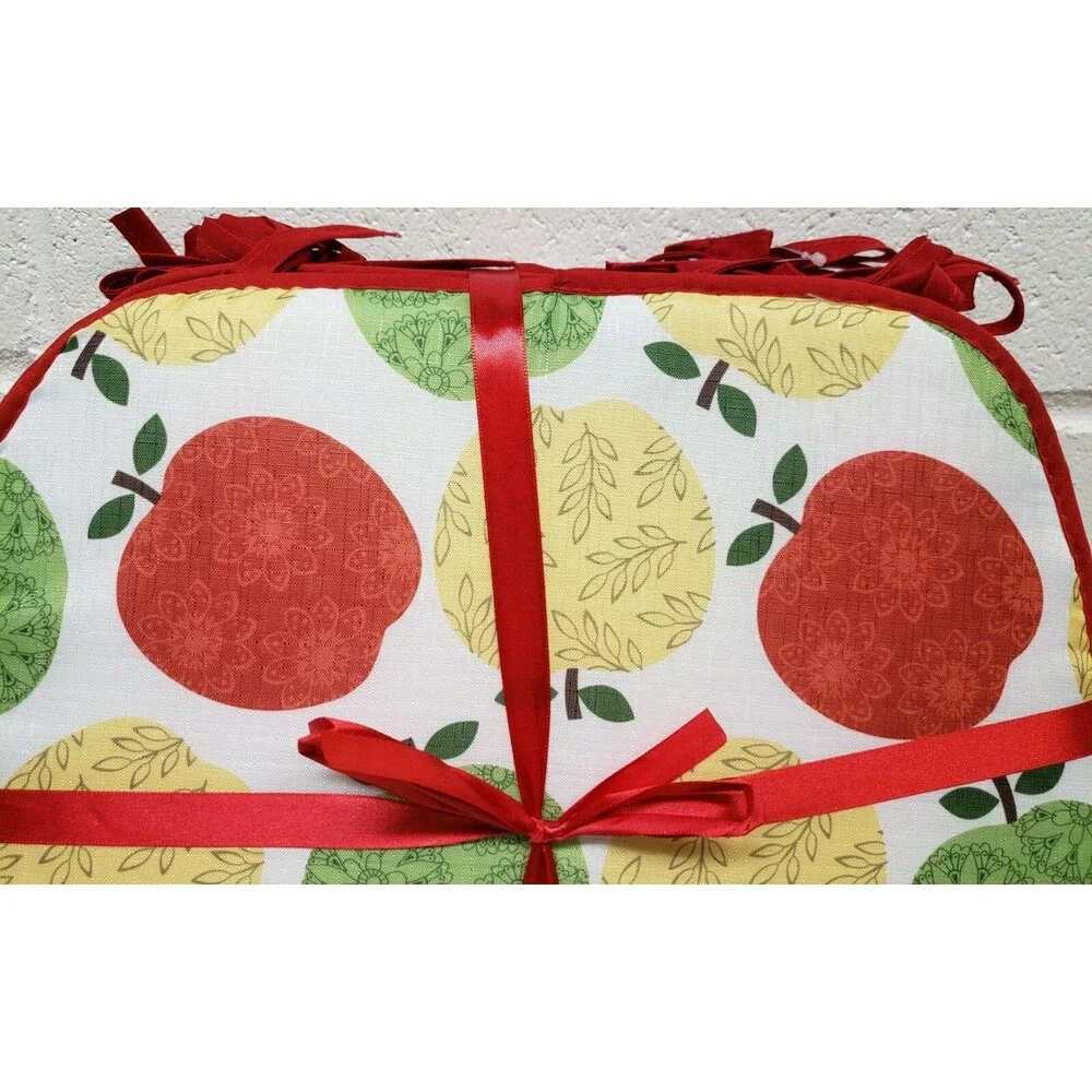 Set of 4 DELUXE CHAIR PADS w/red ties, reversible,15